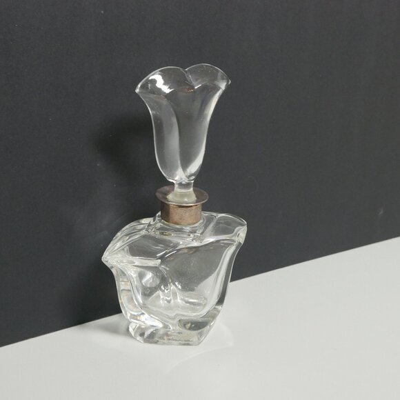 Faceted Glass Perfume Scent Bottle Tulip Stopper Large VTG - Picture 1 of 7